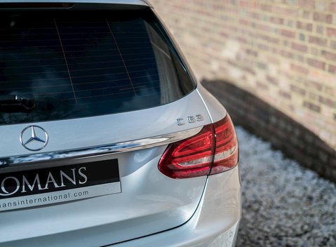 Mercedes-Benz C Class C63 Estate 23