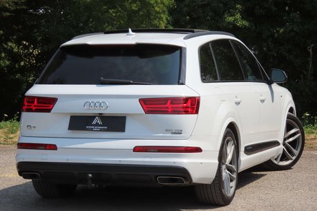 Audi Q7 3.0 TDI V6 50 Black Edition SUV 5dr Diesel Tiptronic quattro Euro 6 (s/s) ( 4