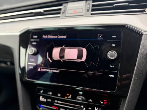 Volkswagen Passat 1.4 TSI 13kWh GTE DSG Euro 6 (s/s) 4dr 45