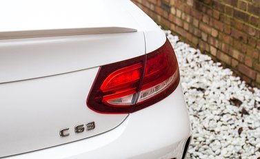 Mercedes-Benz C Class C63 Coupe 21