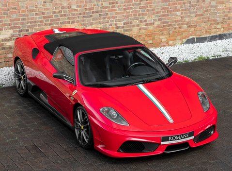 Ferrari 430 Scuderia Spider 16M 9
