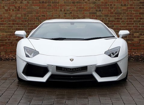 Lamborghini Aventador LP 700-4 3