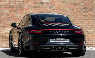 Porsche 911 (991.2) Carrera 4S 3