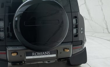 Land Rover Defender 110 OCTA 31