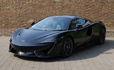 McLaren 570 GT 4