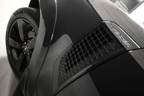 Land Rover Defender 3.0 Defender X-Dynamic HSE D MHEV A 4WD 5dr 16