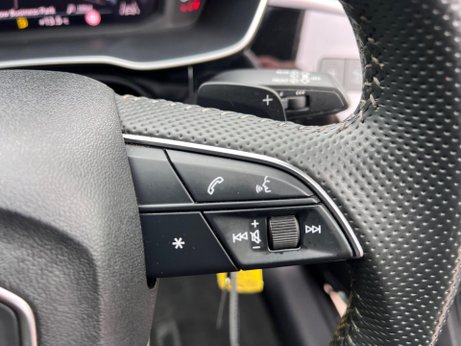 Audi Q3 2.0 TFSI 45 S line S Tronic quattro Euro 6 (s/s) 5dr 47