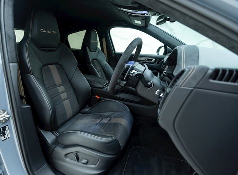 Porsche Cayenne Turbo GT 10