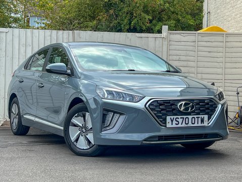 Hyundai IONIQ 1.6 h-GDi Premium Hatchback 5dr Petrol Hybrid DCT Euro 6 (s/s) (141 ps) 4