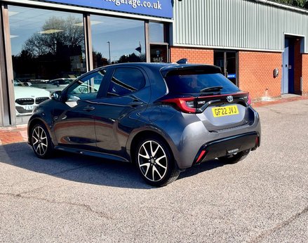 Toyota Yaris 1.5 Yaris Dynamic HEV CVT 5dr 9