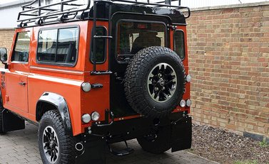 Land Rover 90 Adventure 18