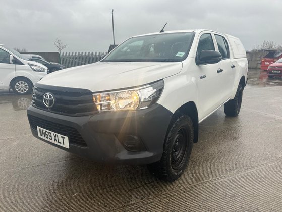 Toyota Hilux ACTIVE 4WD D-4D DCB