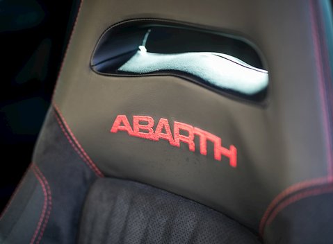 Abarth 695 Tributo Ferrari 19