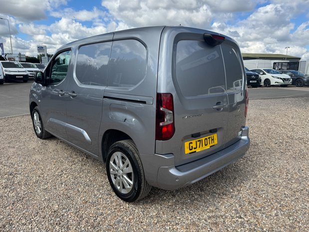 Peugeot Partner AUTO SWB L1H1 Low Roof Asphalt Air Con Alloys Sensors Cam EURO 6 NO VAT 10