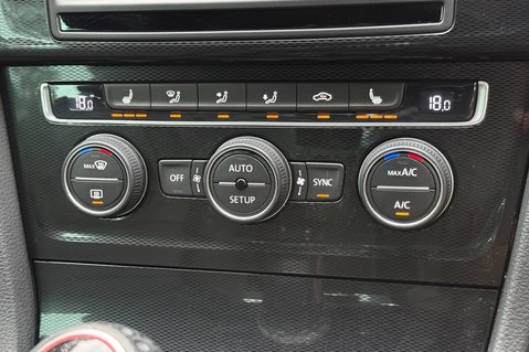 Volkswagen Golf GTI PERFORMANCE - FULL LEATHER - TWO OWNERS - ADAPTIVE CRUISE CONTROL 38