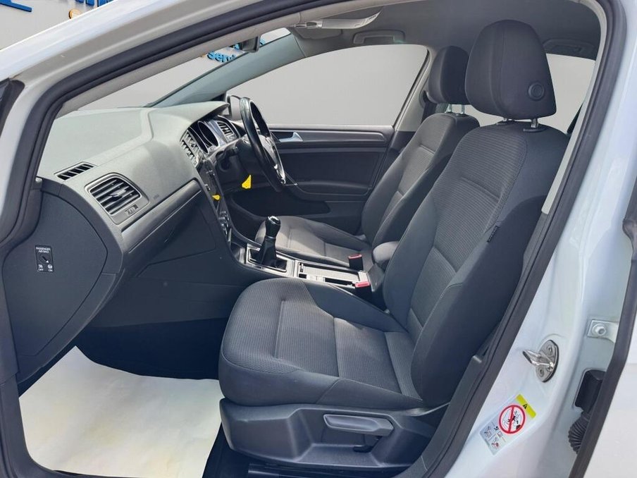 2019 Volkswagen Golf — image 39