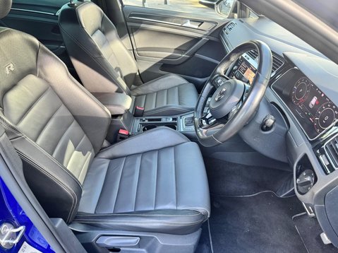 Volkswagen Golf R TSI 4MOTION DSG 15