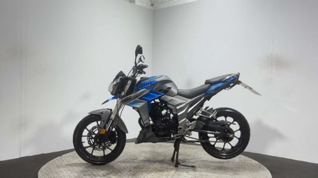 Lexmoto Viper 2017 ONLY 16K RUNNING PROJECT BIKE SPARES OR REPAIR LEARNER BIKE 125CC 4