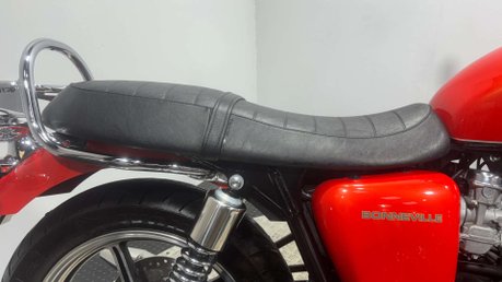 Triumph Bonneville SE 2013 7K NEW MOT INCREDIBLE CONDITION CUSTOM NAKED BIKE 865CC 42