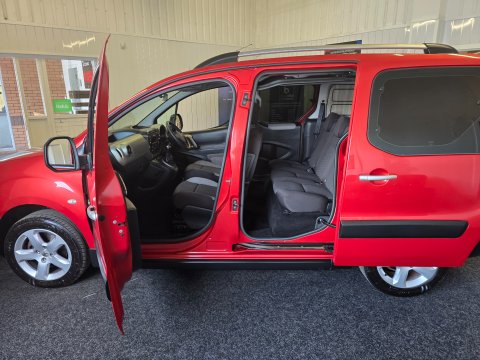 Peugeot Partner TEPEE OUTDOOR HDI 18