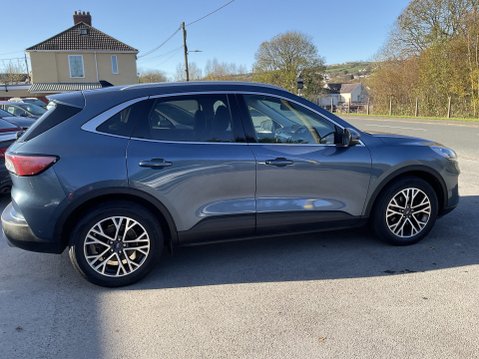 Ford Kuga TITANIUM FIRST EDITION ECOBLUE 3