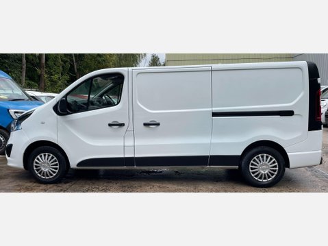 Vauxhall Vivaro 1.6 CDTi 2900 Sportive L2 H1 Euro 6 5dr 15