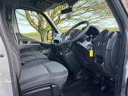 Renault Master LL35 Business 145 ps dCi Dropside Truck - Air Con & Sat Nav 14