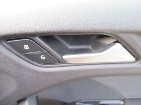 Audi A3 2.0 TDI SE Euro 6 (s/s) 3dr 33