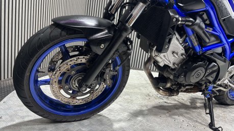 Suzuki SV650 2020 ONLY 8K SERVICED LONG MOT WARRANTY A2 NAKED BIKE 28