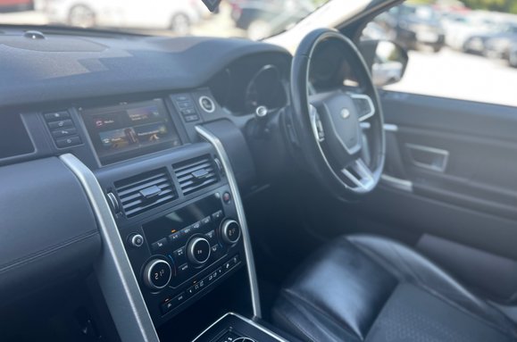 Land Rover Discovery Sport 2.2 SD4 SE TECH AUTO 7 SEATS 36