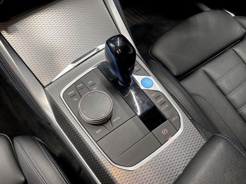 BMW i4 M50 83.9kWh Gran Coupe 5dr Electric Auto 4WD (544 ps) Cruise Control - DAB 17