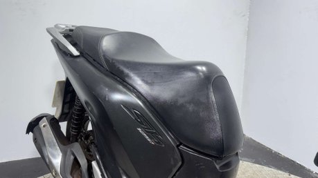 Honda SH125 2019 GOOD PARTS BREAKER SCOOTER SPARES OR REPAIR SH 125CC 8