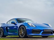 Porsche Cayman GT4 2