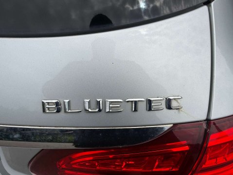 Mercedes-Benz C Class 2.1 C220 AMG Line Premium Bluetec Auto 5dr 19