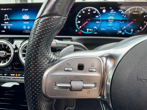 Mercedes-Benz CLA Class 1.3 CLA180 AMG Line Night Edition (Premium Plus) Coupe 7G-DCT Euro 6 (s/s) 13