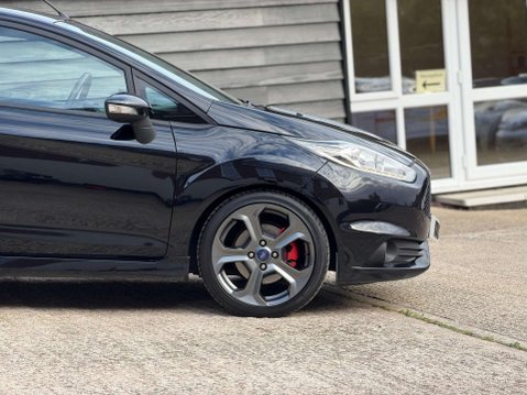 Ford Fiesta 1.6T EcoBoost ST-3 Hatchback 3dr Petrol Manual Euro 6 (182 ps) 31