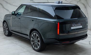 Land Rover Range Rover P530 SV 12