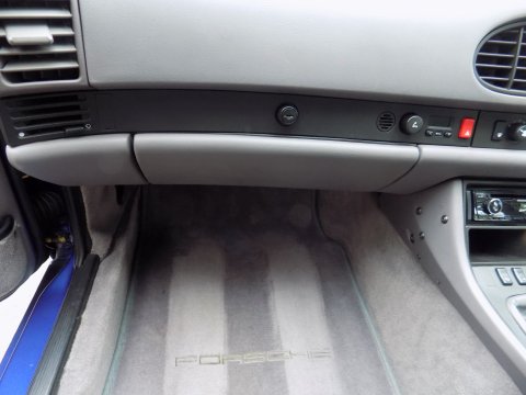 Porsche 968 COUPE 17