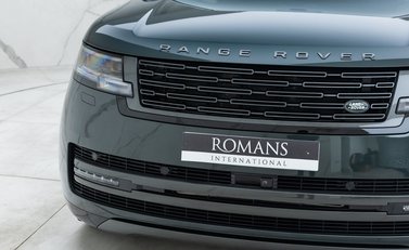 Land Rover Range Rover P440e HSE 24
