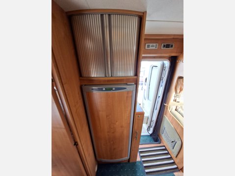 Auto-Trail Cheyenne 740s E 24