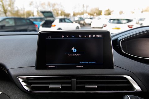 Peugeot 3008 PURETECH S/S GT LINE PREMIUM 26