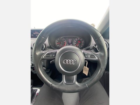 Audi A1 SPORTBACK TFSI SPORT 4