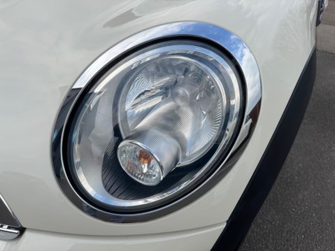Mini Hatch COOPER 16