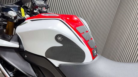 Yamaha R125 2022 MK3 SUPER SPORT 125CC 60TH ANNIVERSARY ONLY 5K 14