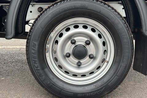 Ford Transit 350 Srw L2 130ps Dropside with PH150 Crane 30