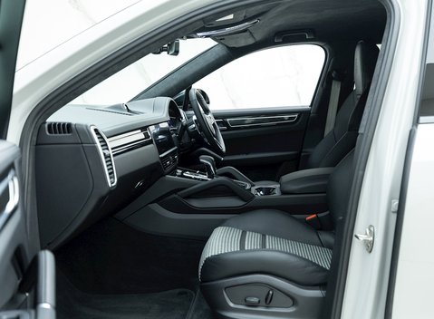 Porsche Cayenne GTS Coupé 14