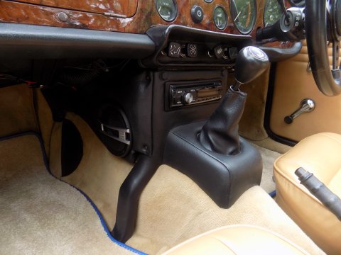 Triumph TR6 150bhp Sports 16