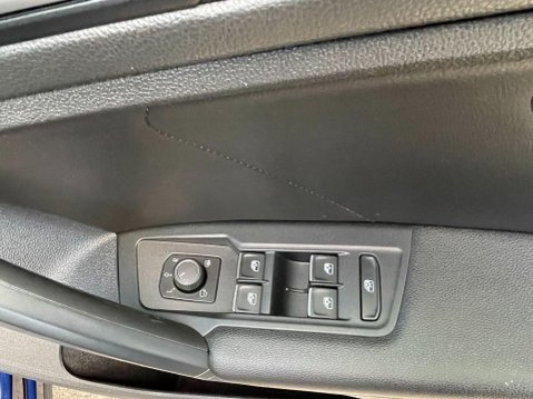 Volkswagen Tiguan 2.0 TDI SEL SUV 5dr Diesel DSG 4Motion Euro 6 (s/s) (150 ps) 30