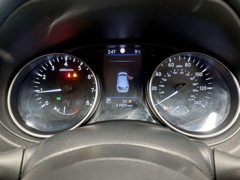Nissan Qashqai 1.3 DIG-T N-Connecta SUV 5dr Petrol DCT Auto Euro 6 (s/s) (160 ps) 14