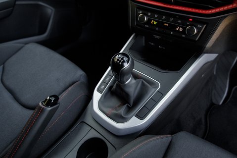 SEAT Arona ECOTSI FR 37